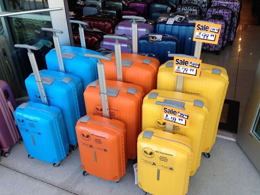 Luggage Depot | 8600 Vineland Ave, Orlando, FL 32821, USA | Phone: (407) 938-9137