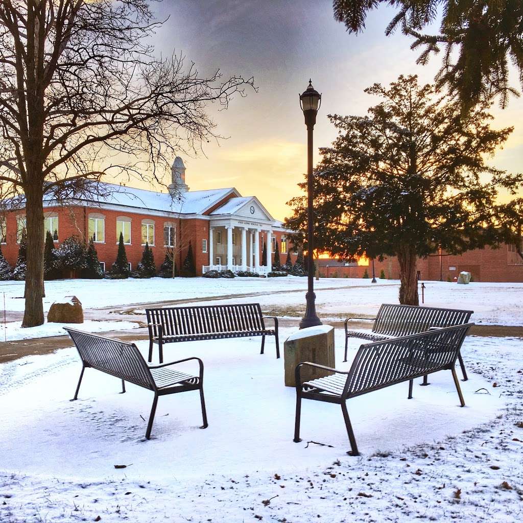 Ayres Alumni Memorial Building | Upland, IN 46989, USA