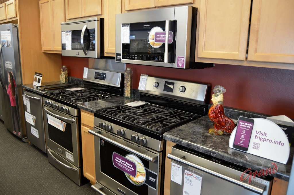 Grand Appliance and TV | 2915 Grand Ave, Waukegan, IL 60085, USA | Phone: (847) 336-4725