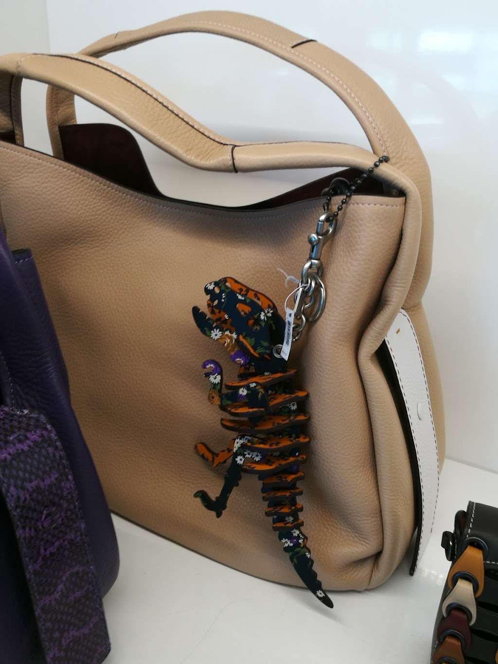 Coach | 2100 NW 42nd Ave, Miami, FL 33142, USA | Phone: (305) 869-4957