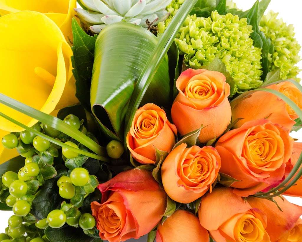 Brooklyn Flowers Florist | 2915 W 5th St, Brooklyn, NY 11224, USA | Phone: (718) 285-3885