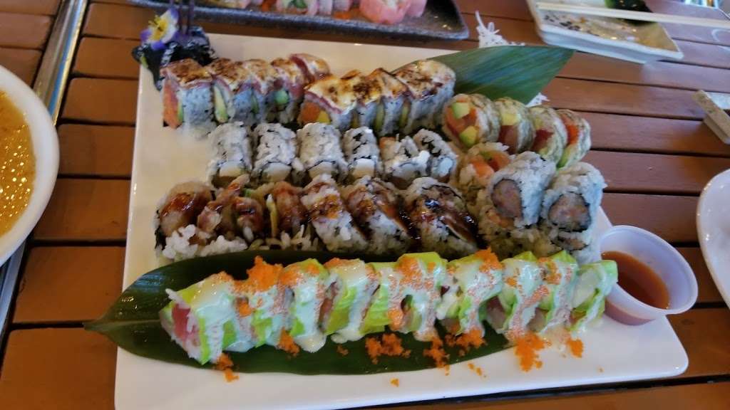 Blue sushi | 560 NJ-35, Normandy Beach, NJ 08739, USA | Phone: (732) 830-0300