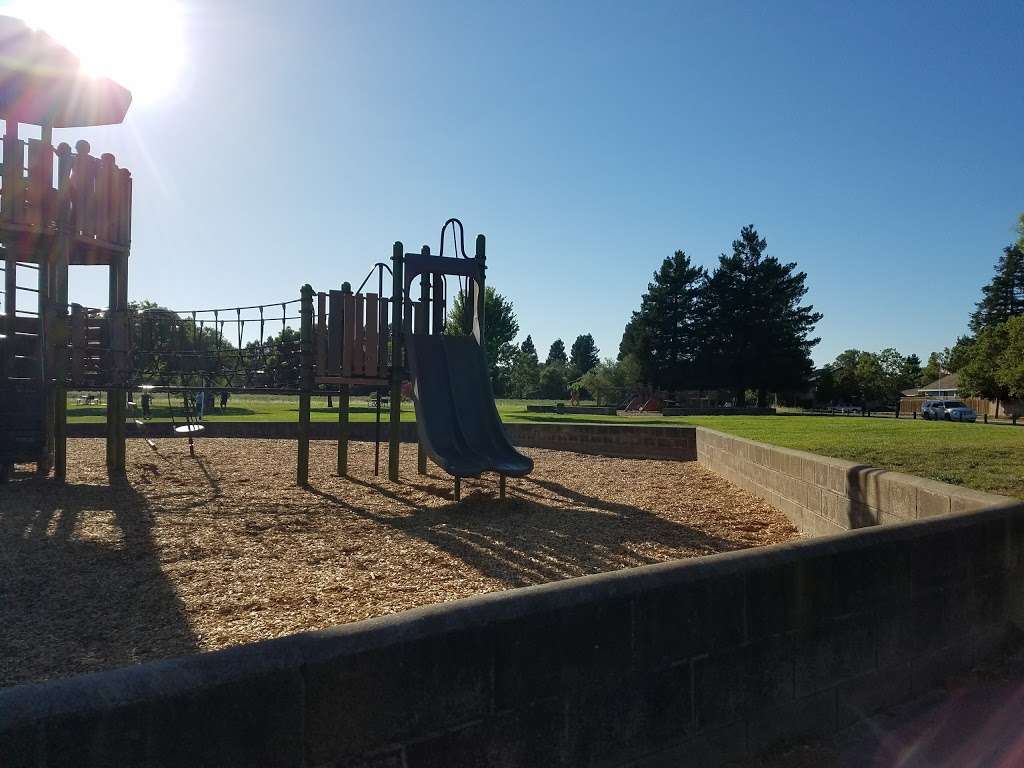 Arroyo Park | 1827 Village E Dr, Petaluma, CA 94954, USA | Phone: (707) 778-4380