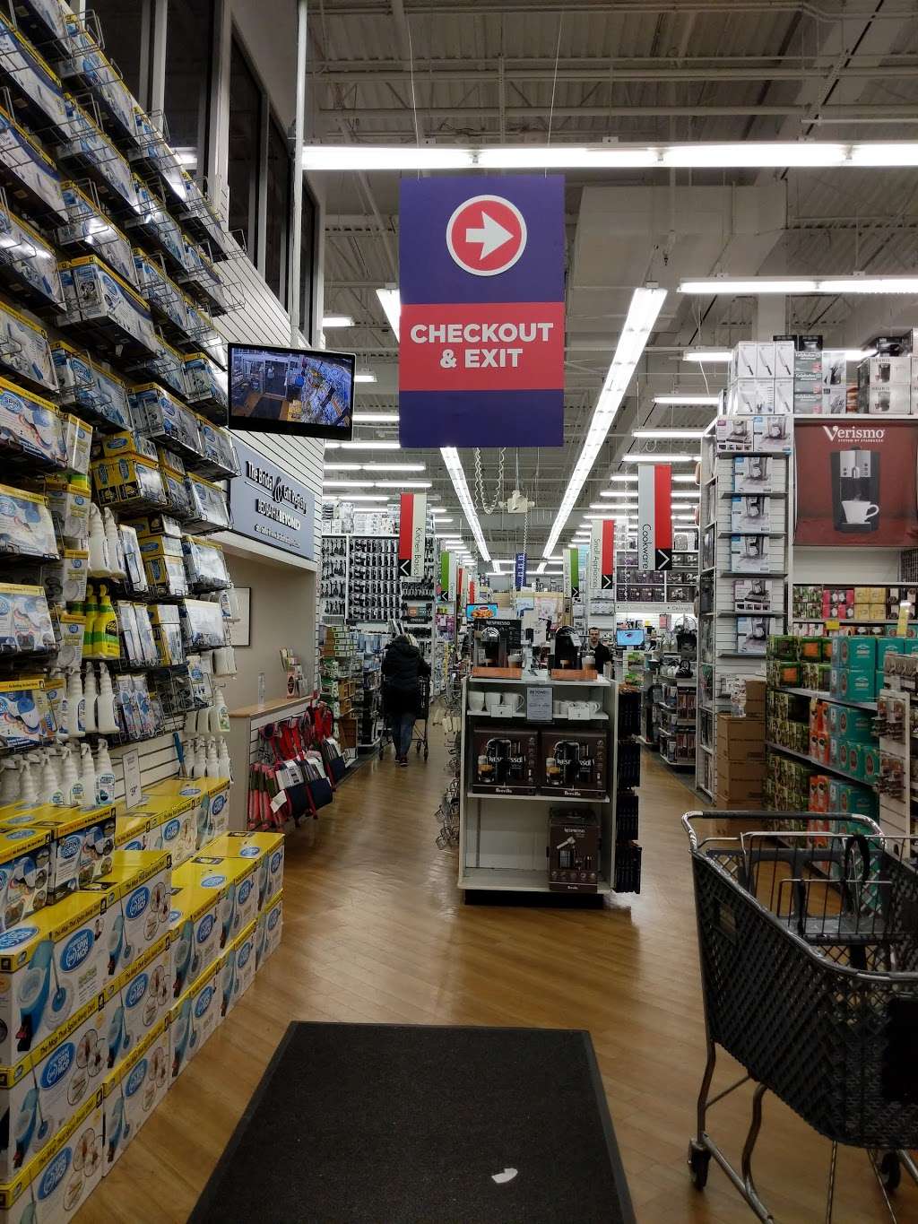 Bed Bath & Beyond | 251 Airport Plaza Boulevard, Farmingdale, NY 11735, USA | Phone: (516) 249-1537