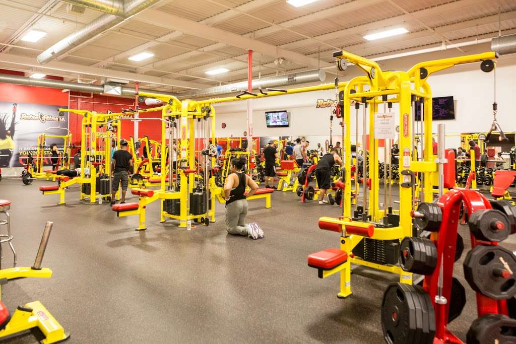 Retro Fitness | 2 Garfield Ave, Jersey City, NJ 07305, USA | Phone: (201) 472-5493