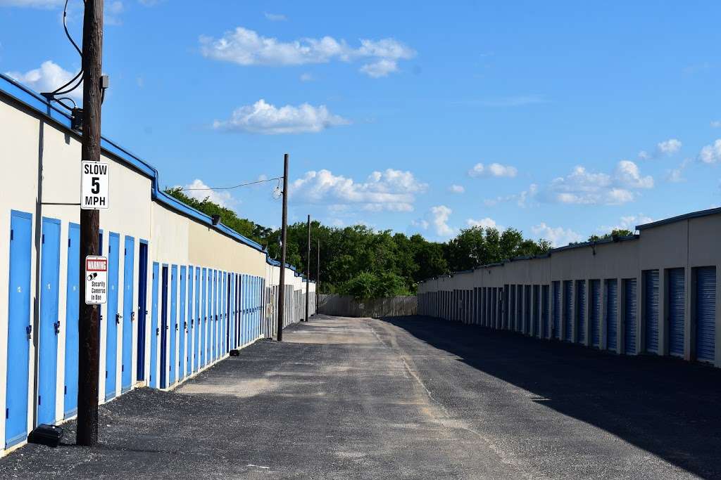 Watson & Taylor Self Storage | 13923 SW Loop 410, San Antonio, TX 78224, USA | Phone: (210) 628-1033 Watson & Taylor Self Storage | 13923 SW Loop 410, San Antonio, TX 78224, USA | Phone: (210) 628-1033