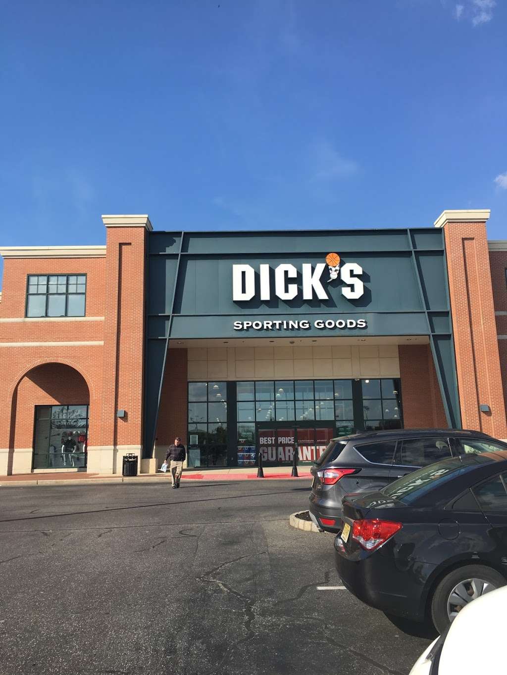 DICKS Sporting Goods | 2130 W Rte 70, Cherry Hill, NJ 08002, USA | Phone: (856) 317-8394