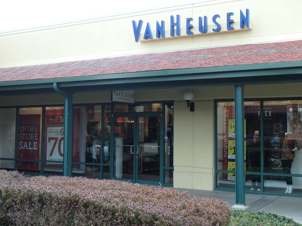 Van Heusen | 405 Premium Outlets Blvd, Hagerstown, MD 21740, USA | Phone: (301) 790-0780