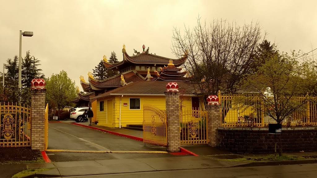 Виетнамски будистки храм в Портланд | 8318 SE Harney St, Portland, OR 97266, USA | Phone: (503) 775-2333