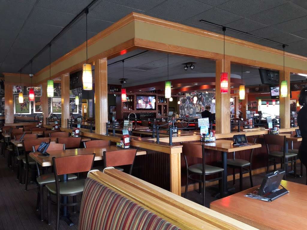 Applebees Grill + Bar | 47 S White Horse Pike, Hammonton, NJ 08037, USA | Phone: (609) 704-8001