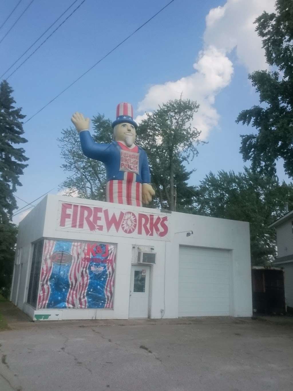 K & J Fireworks | 12010 S 700 W, Wanatah, IN 46390, USA | Phone: (219) 733-2120