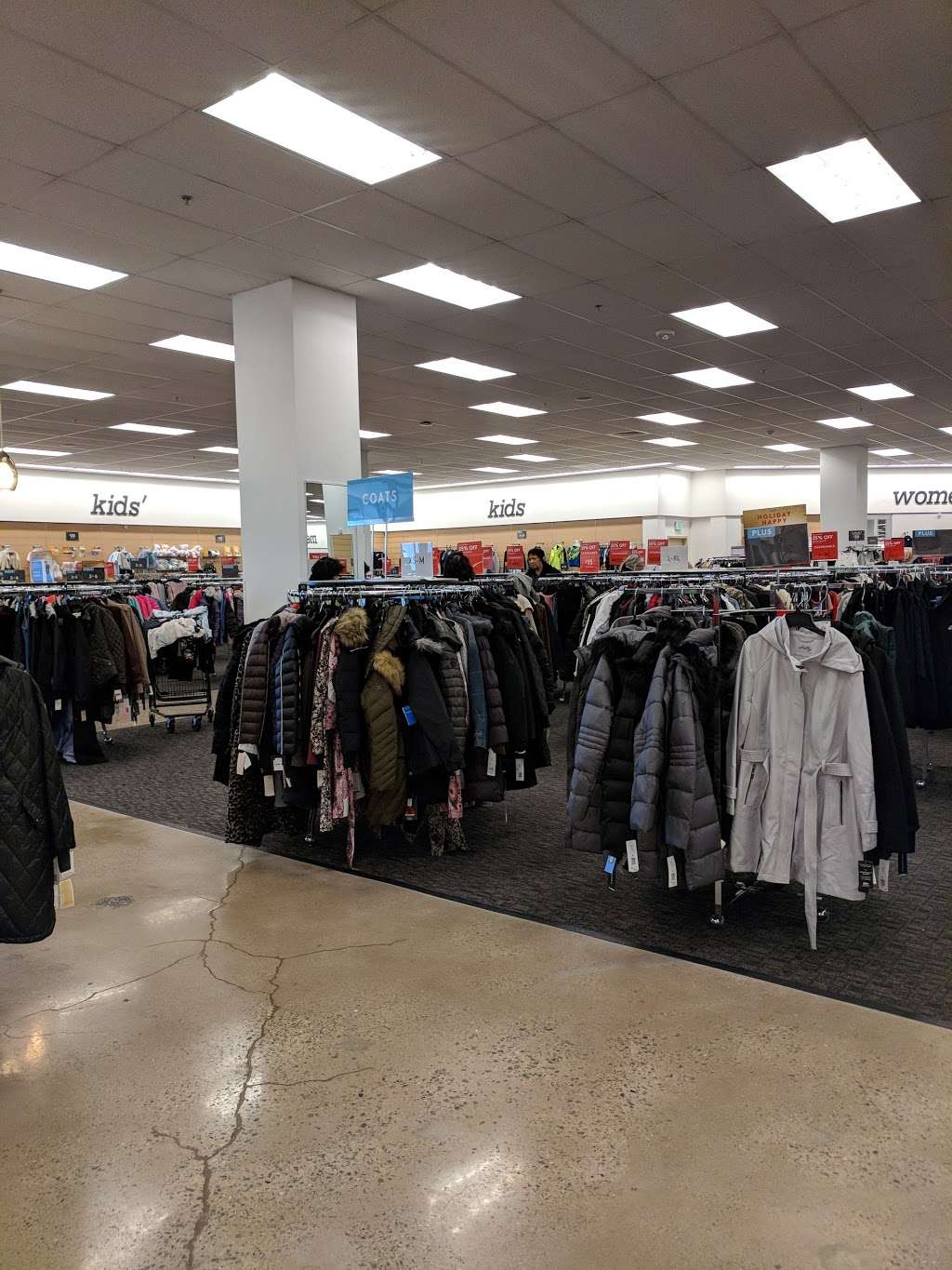 Nordstrom Rack Willow Grove Park | 2500 W Moreland Rd, Willow Grove, PA 19090 | Phone: (215) 449-3777