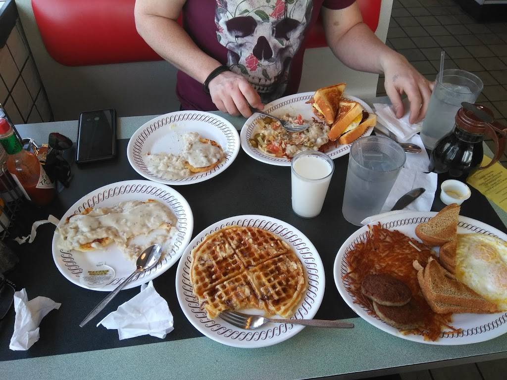 Waffle House | 1699 NE Douglas St, Lees Summit, MO 64086, USA | Phone: (816) 246-5690