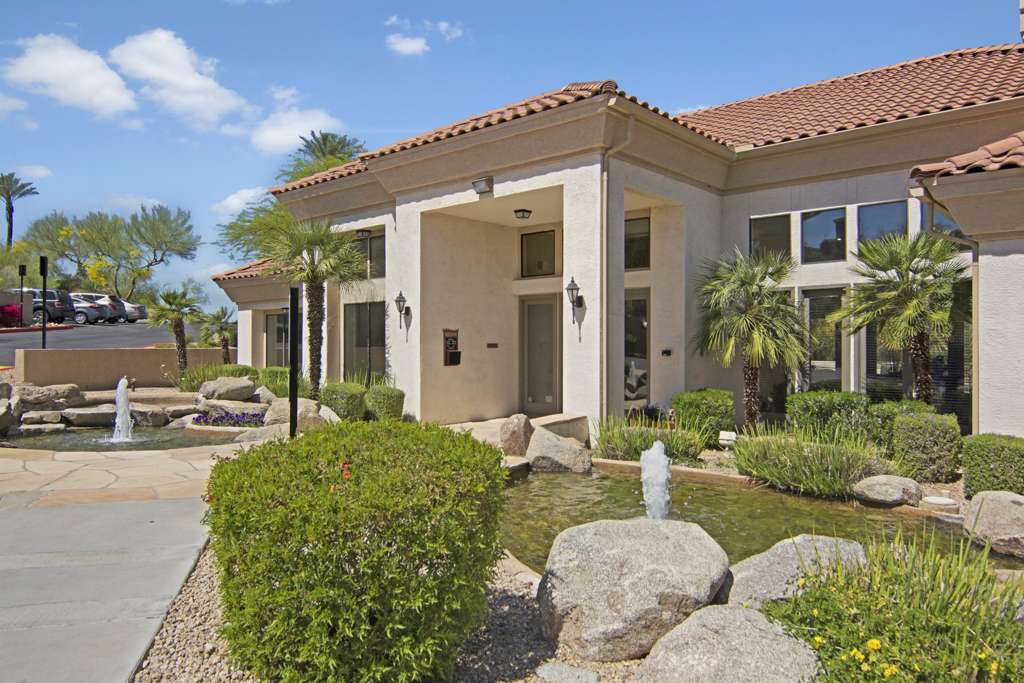 Mirador Apartments | 1550 E Thunderbird Rd, Phoenix, AZ 85022, USA | Phone: (928) 227-1135
