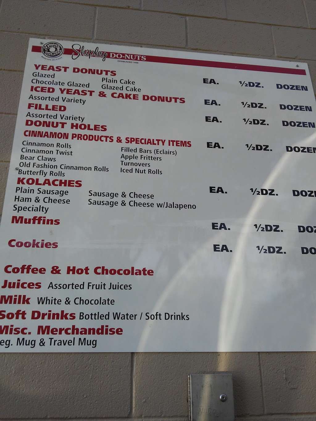 Shipley Do-Nuts | 6411 Martin Luther King Blvd, Houston, TX 77033, USA | Phone: (713) 738-2248