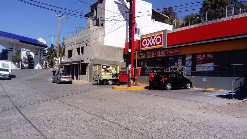 OXXO | Villa Floresta 167, Cañon de la Raza, Tijuana, B.C., Mexico