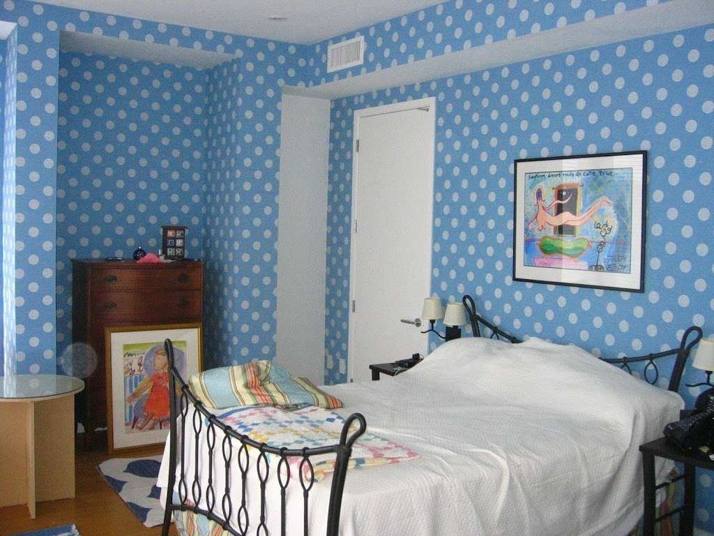 Wall Decor Wallpaper hanging LLC | 2445 Riverside Ave, Seaford, NY 11783 | Phone: (646) 370-9156