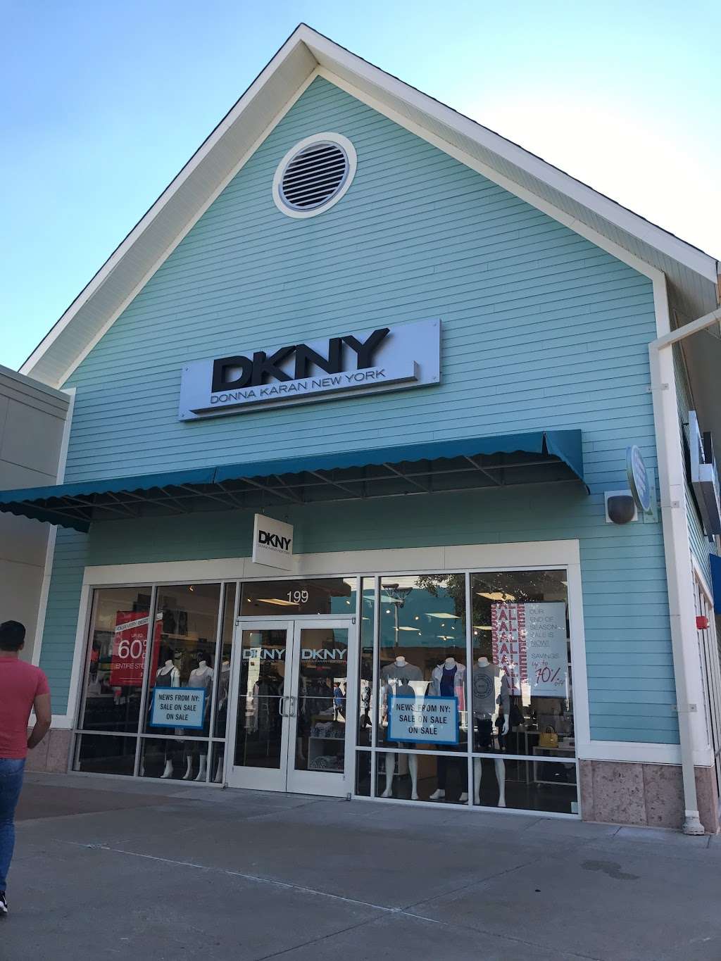 DKNY Outlet | 1 Premium Outlet Blvd, Tinton Falls, NJ 07753, USA | Phone: (800) 967-6270