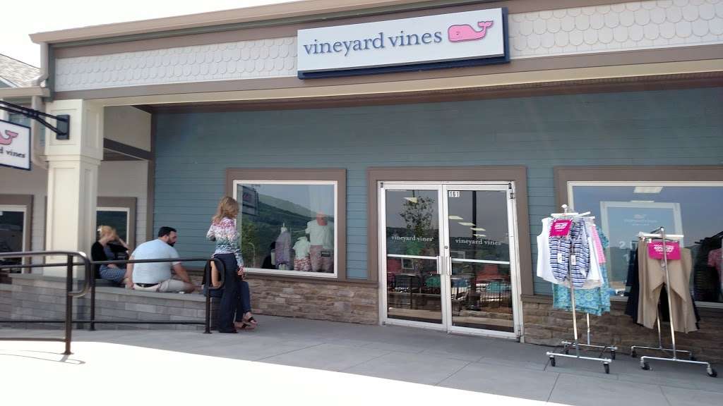 Vineyard Vines | 151 Marigold Ct, Central Valley, NY 10917, USA | Phone: (845) 928-7609
