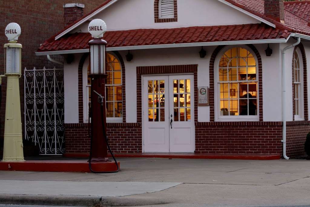 C Grier Beam Truck Museum | 111 N Mountain St, Cherryville, NC 28021, USA | Phone: (704) 435-3072