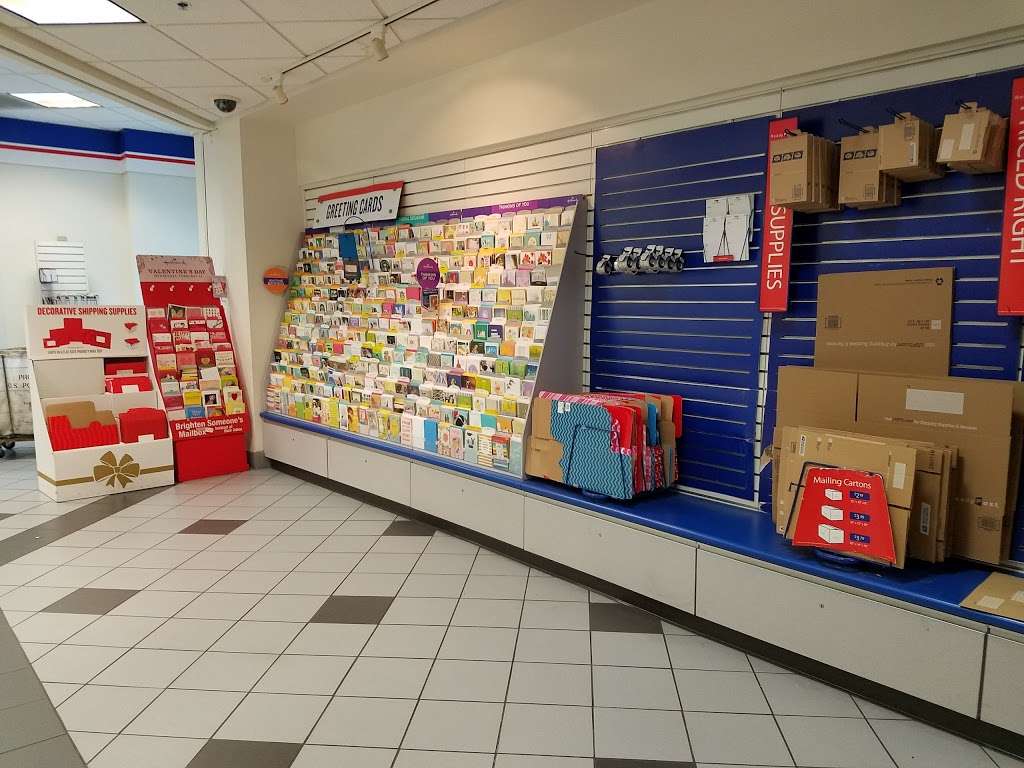 United States Postal Service | 7925 W Russell Rd, Las Vegas, NV 89113, USA | Phone: (800) 275-8777