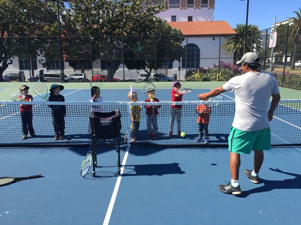 Julios Tennis Lessons | 175 Holly Park Cir, San Francisco, CA 94110 | Phone: (415) 678-8314