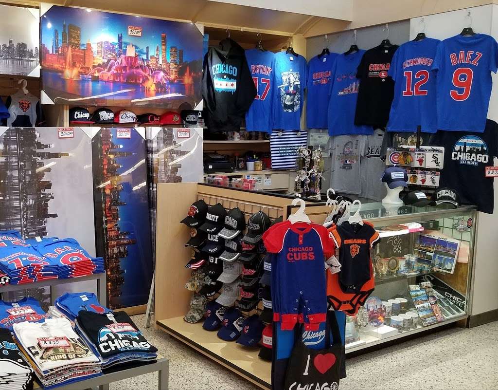 Chicago Sports Gifts | 4104 Harlem Ave, Norridge, IL 60706, USA | Phone: (773) 396-4911