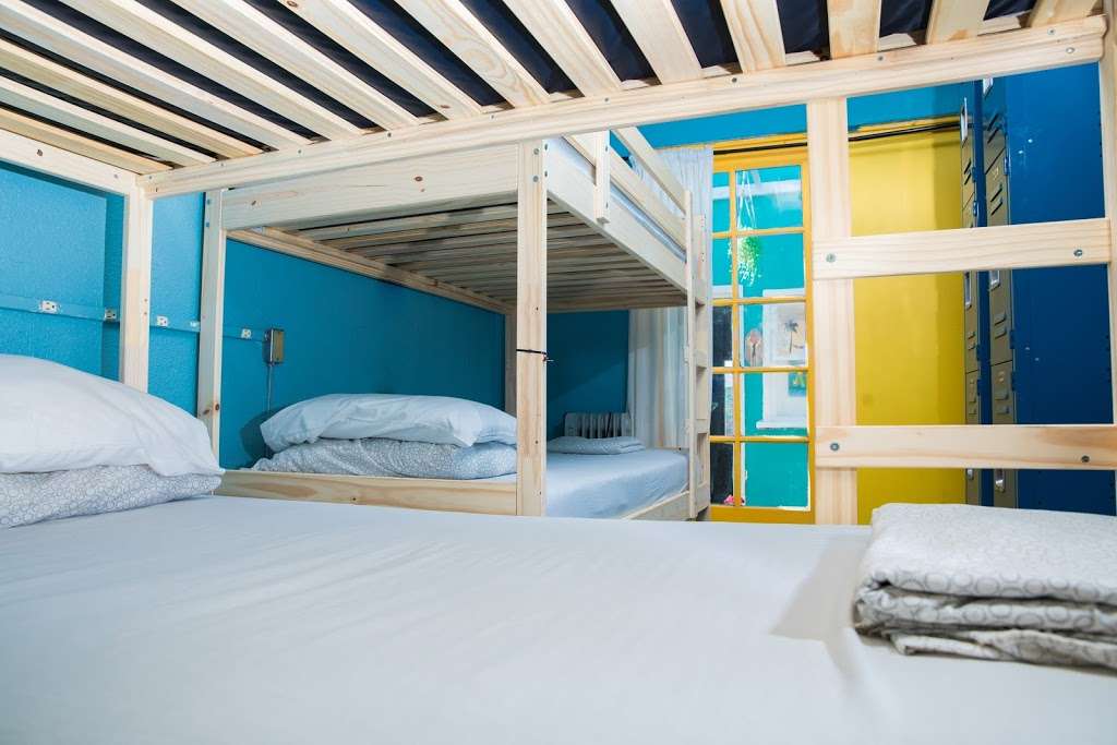 ITH Beach Bungalow Surf Hostel | 707 Reed Ave, San Diego, CA 92109, USA | Phone: (858) 412-5878