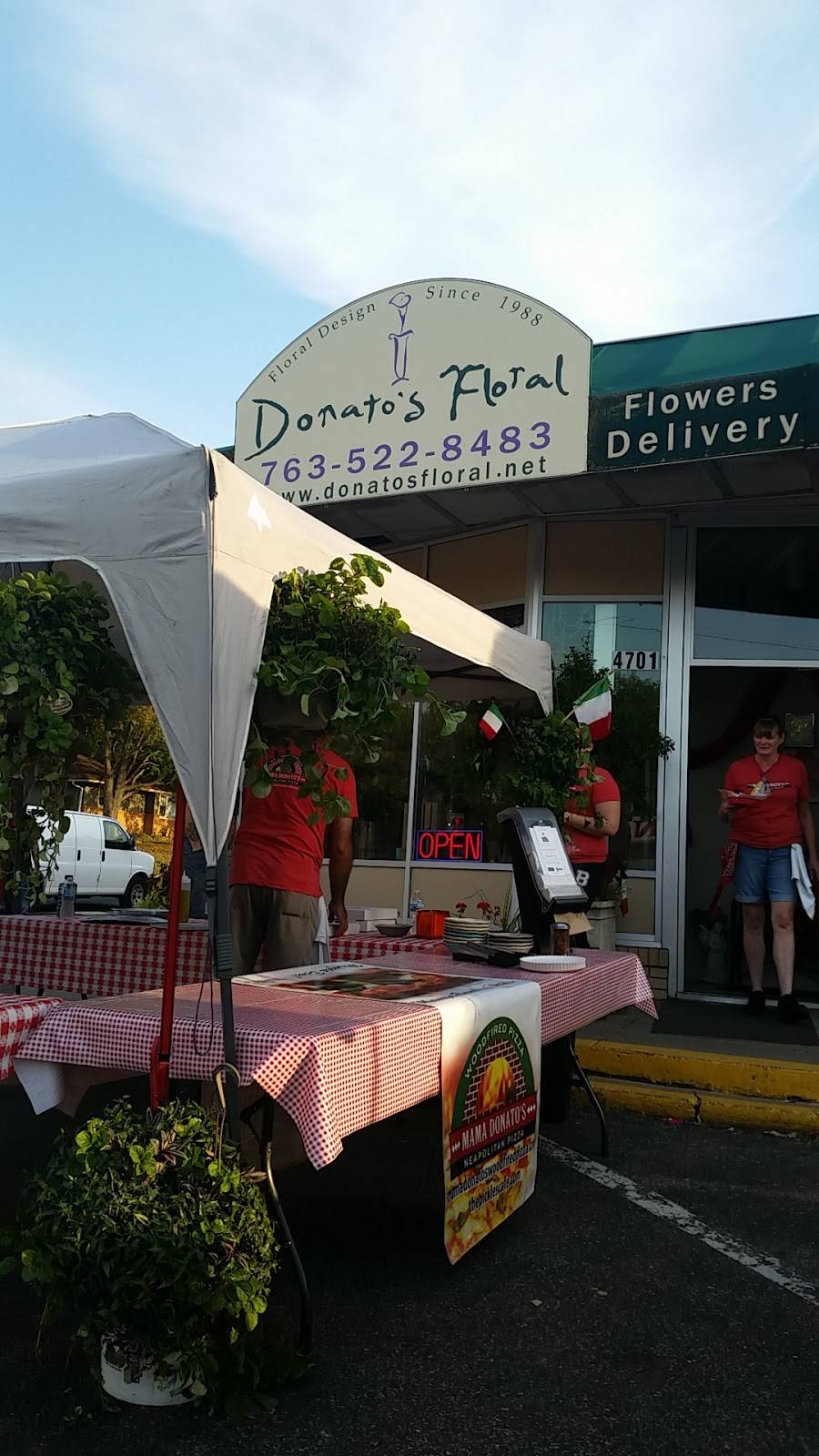 Donatos Floral | 4701 36th Ave N, Minneapolis, MN 55422, USA | Phone: (763) 522-8483