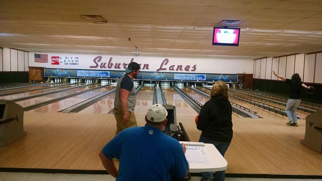 Suburban Lanes | 4285 State Rte 19, Tipton, IN 46072, USA | Phone: (765) 675-6670