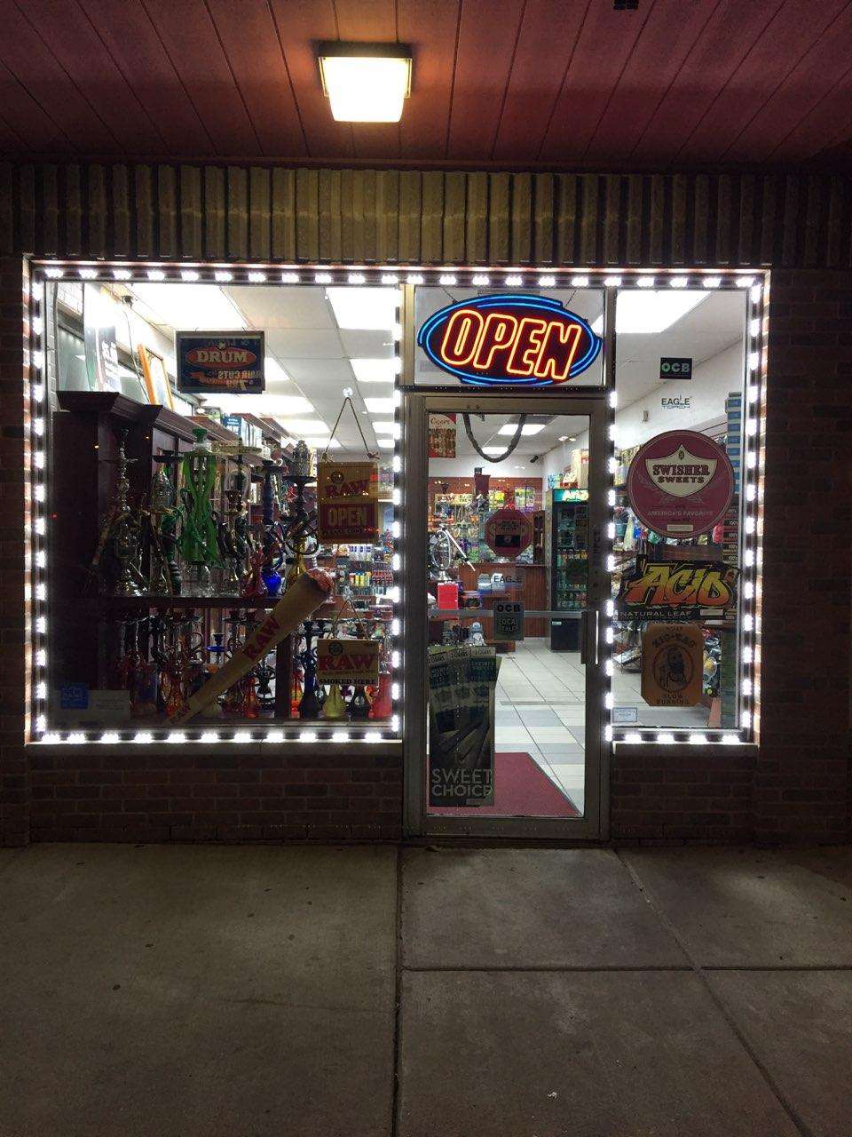 Smokers Choice | 8601 95th St, Hickory Hills, IL 60457, USA | Phone: (708) 252-1930