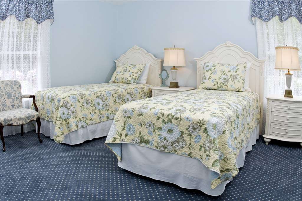 Chesapeake Manor Assisted Living | 7054 Bent Pine Rd, Willards, MD 21874, USA | Phone: (410) 835-2427