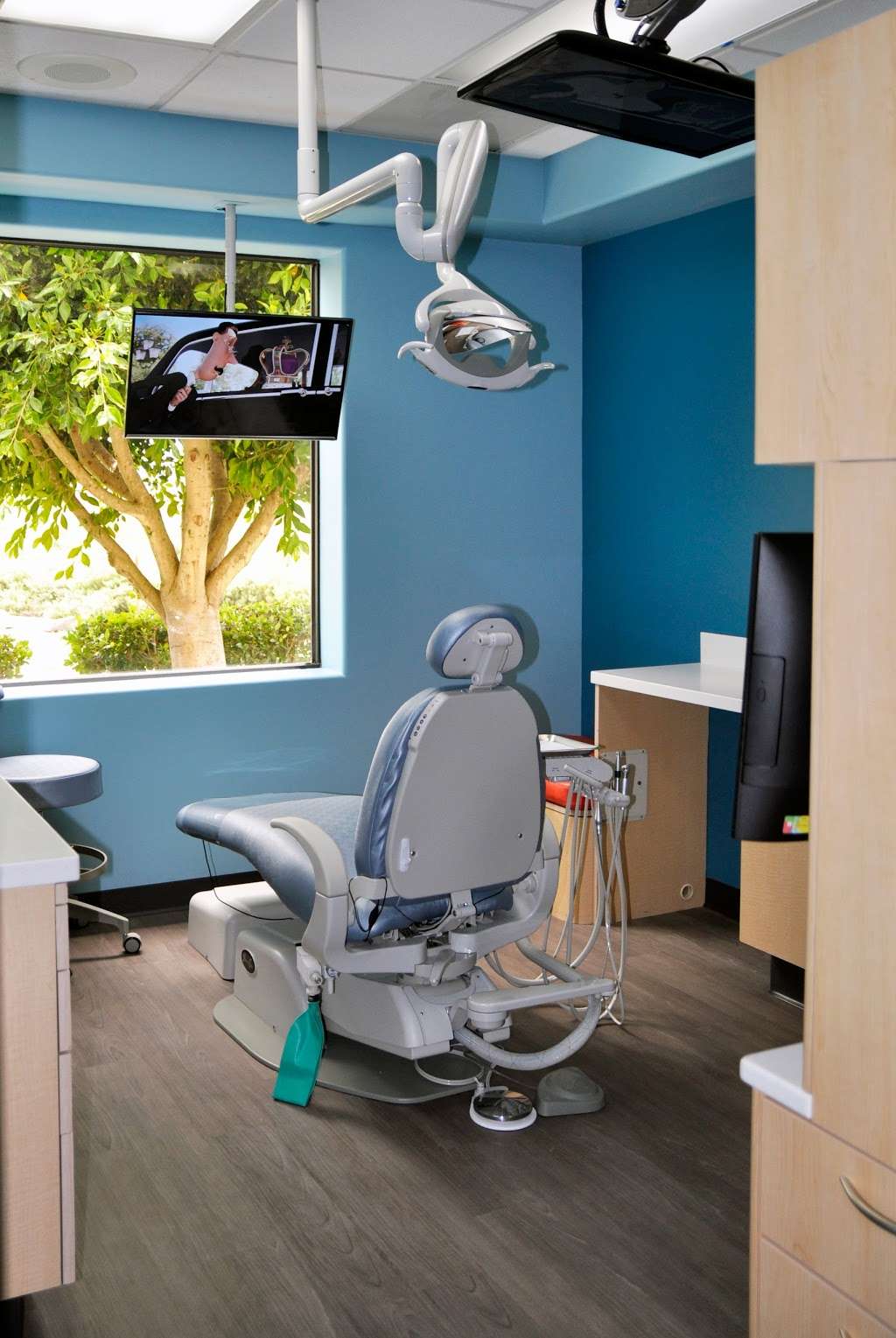 First Tooth Pediatric Dentistry , Nick Jize DDS | 2775 Via De La Valle #103, Del Mar, CA 92014, USA | Phone: (858) 227-4916