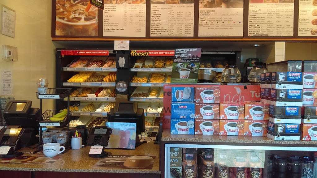 Dunkin Donuts | 6010 80th St, Middle Village, NY 11379, USA | Phone: (718) 424-0615