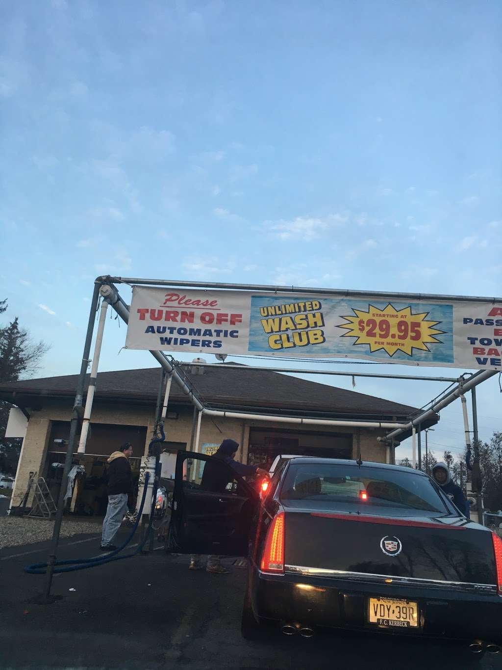 Broad Street Car Wash | 2569 S Broad St, Trenton, NJ 08610, USA | Phone: (609) 888-2568