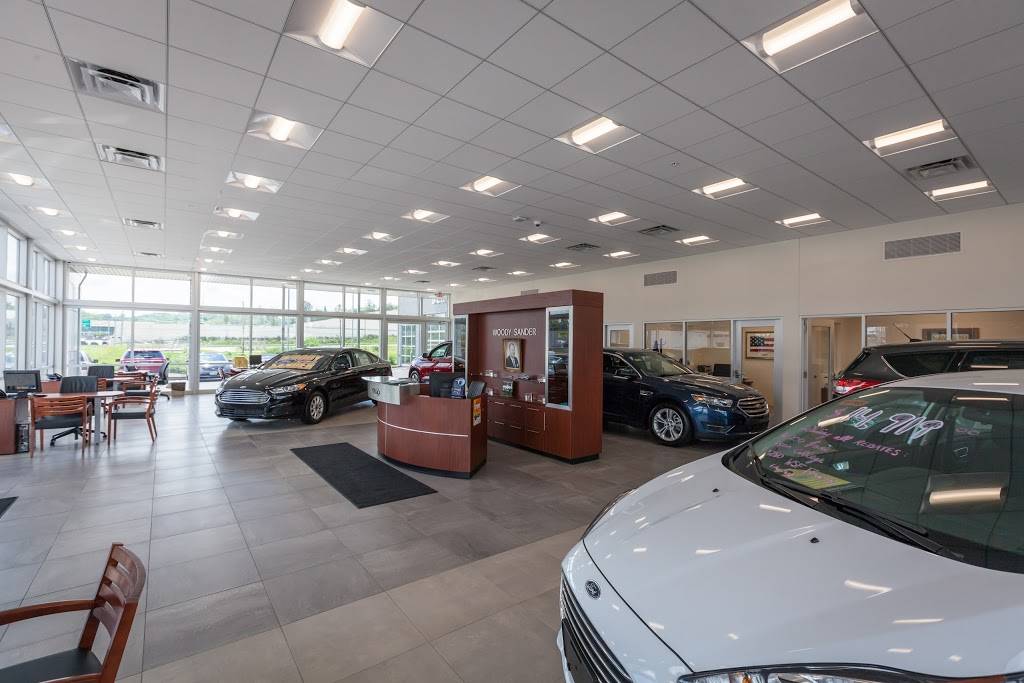 Woody Sander Ford | 235 W Mitchell Ave, Cincinnati, OH 45232, USA | Phone: (513) 541-5586