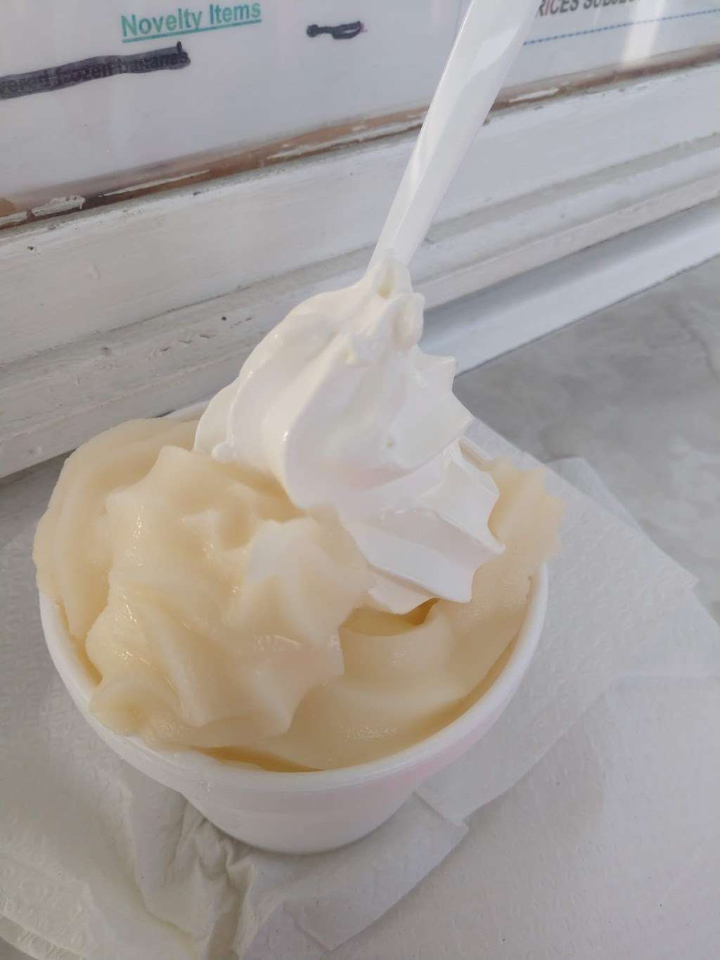 Caroles Custard | 1674 NJ-83, South Dennis, NJ 08245, USA | Phone: (609) 861-7134