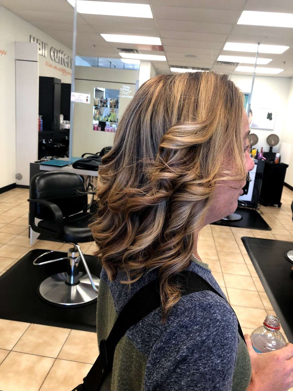 Hair Cuttery | 13880 Landstar Blvd, Orlando, FL 32824, USA | Phone: (407) 851-8162