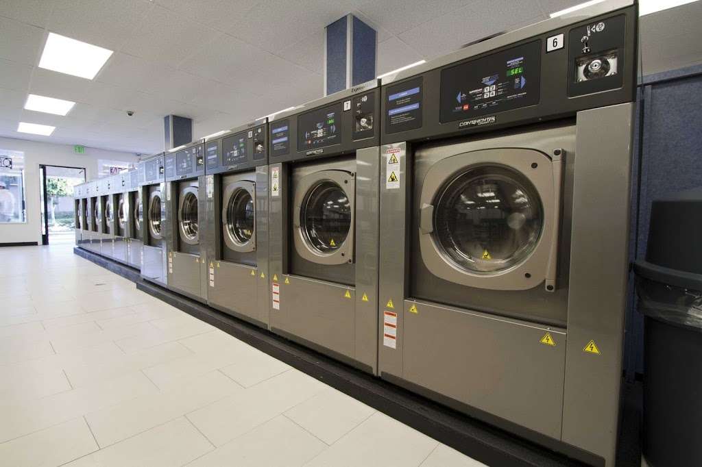 Free Dry Laundromat | 4010 E Chapman Ave, Orange, CA 92869 | Phone: (714) 869-7674