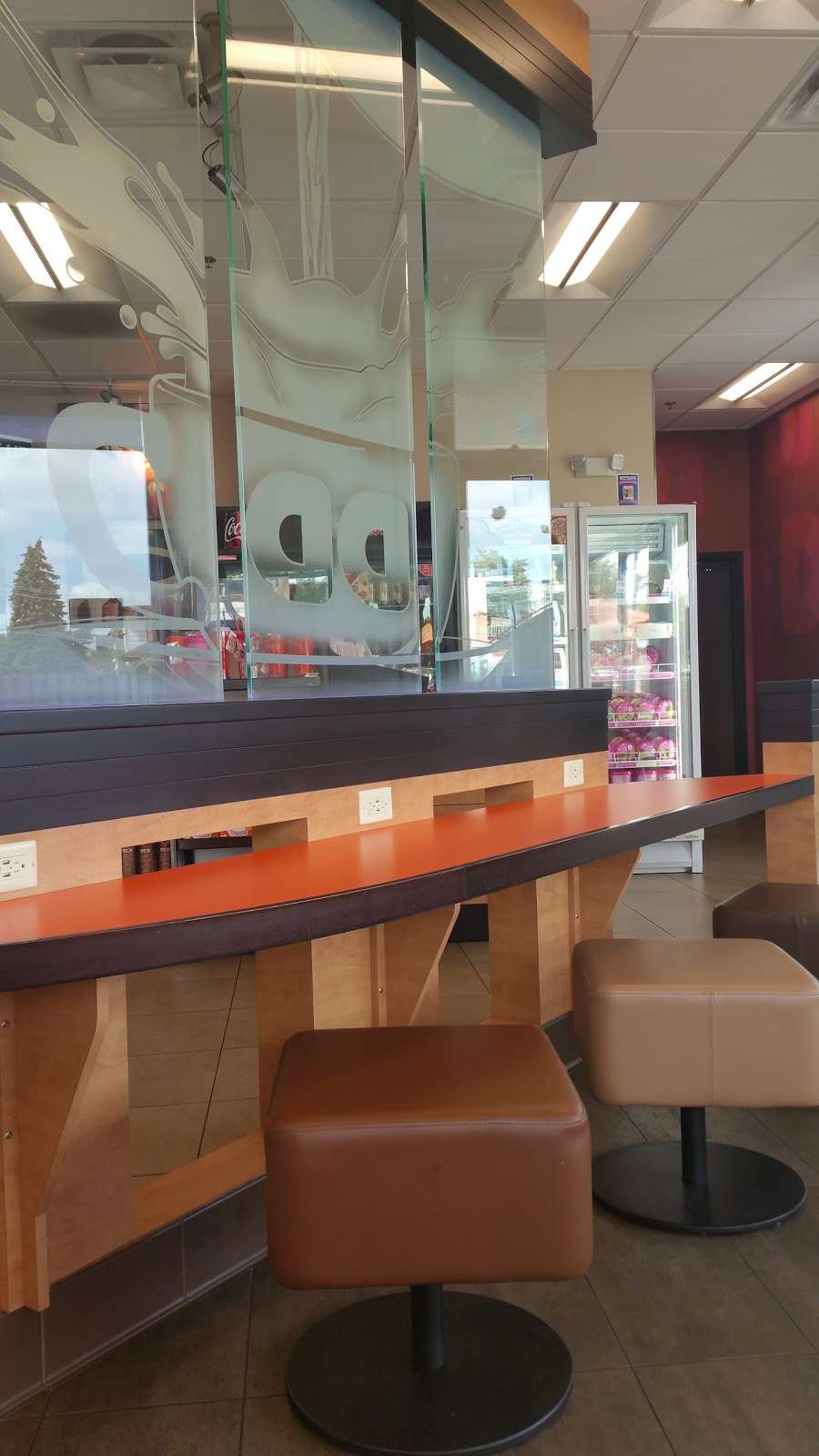 Dunkin Donuts | 148 North Ave, Northlake, IL 60164 | Phone: (708) 531-9006