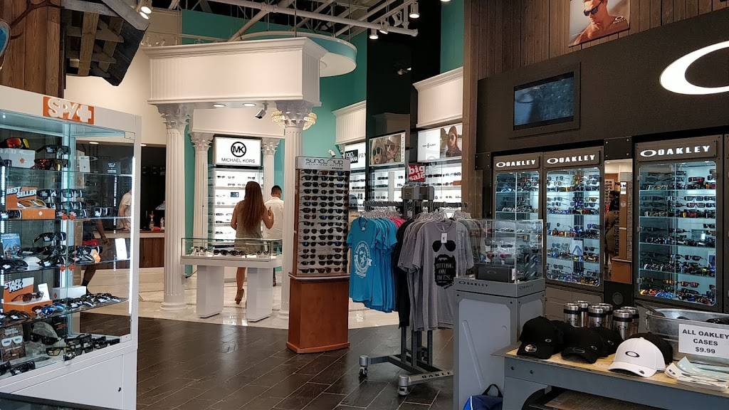 Sunglass Shack | 1600 Premium Outlets Blvd #860, Norfolk, VA 23502, USA | Phone: (757) 673-2504