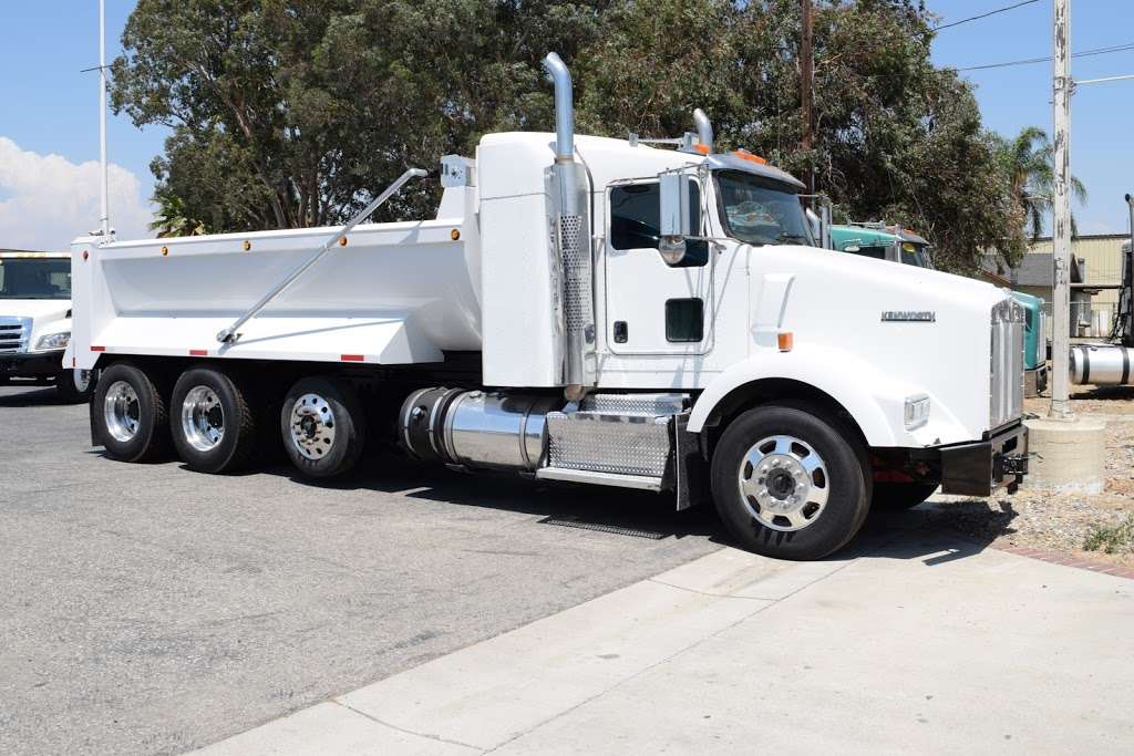 Extra Mile Truck Sales | 17846 Valley Blvd, Bloomington, CA 92316, USA | Phone: (909) 874-2300