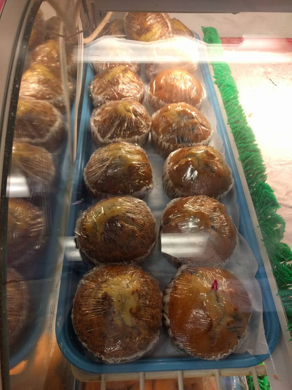 Southshore Donuts & Restaurant | 7929 Downman Rd, New Orleans, LA 70126, USA | Phone: (504) 244-9876