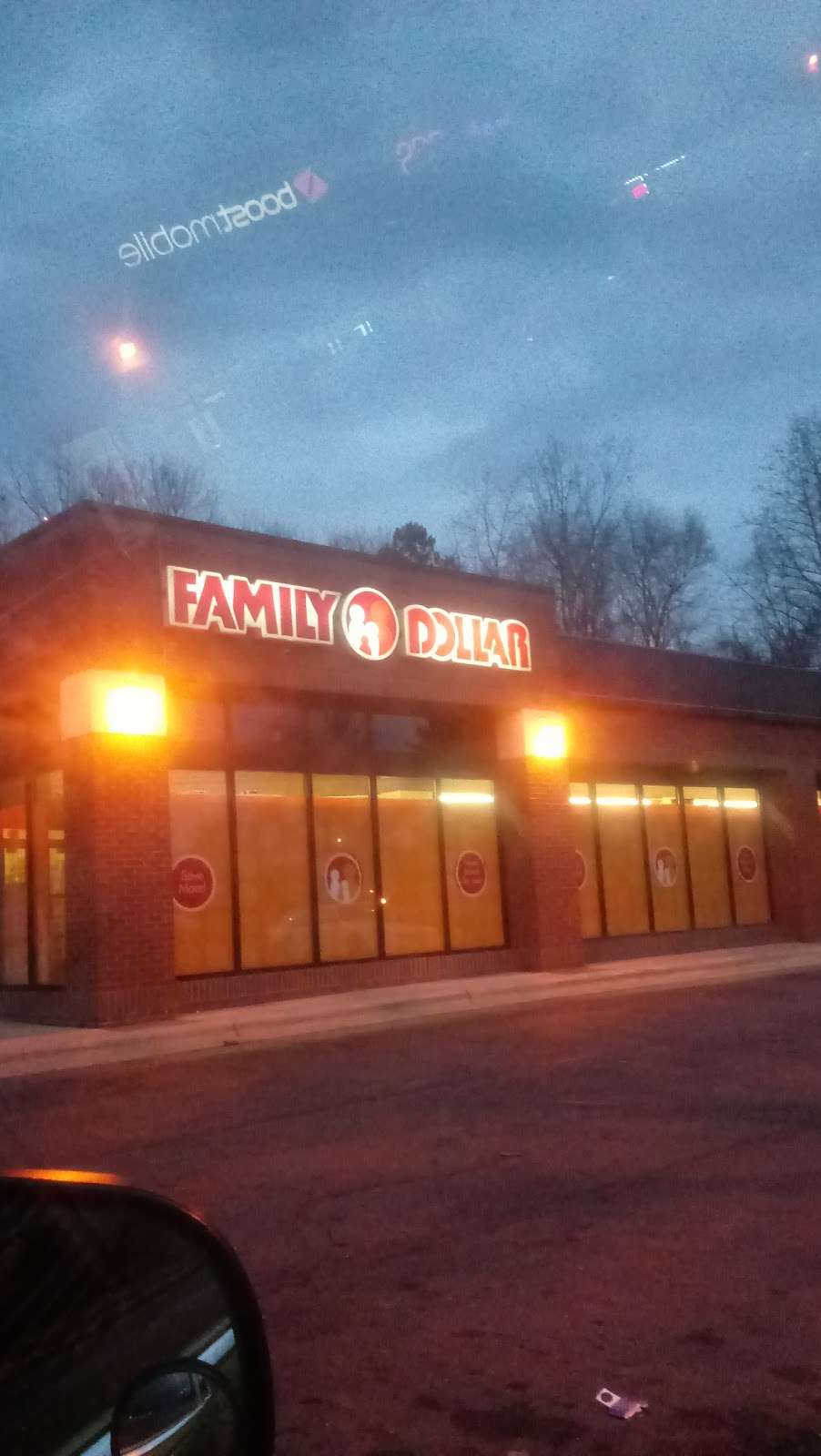 Family Dollar | 6701 N Tryon St, Charlotte, NC 28213, USA | Phone: (704) 509-2262