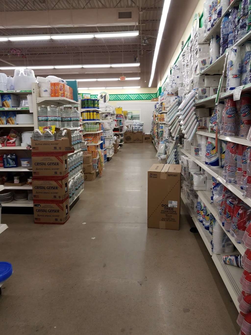 Dollar Tree | 501 Nassau Park Blvd, Princeton, NJ 08540, USA | Phone: (609) 452-6034