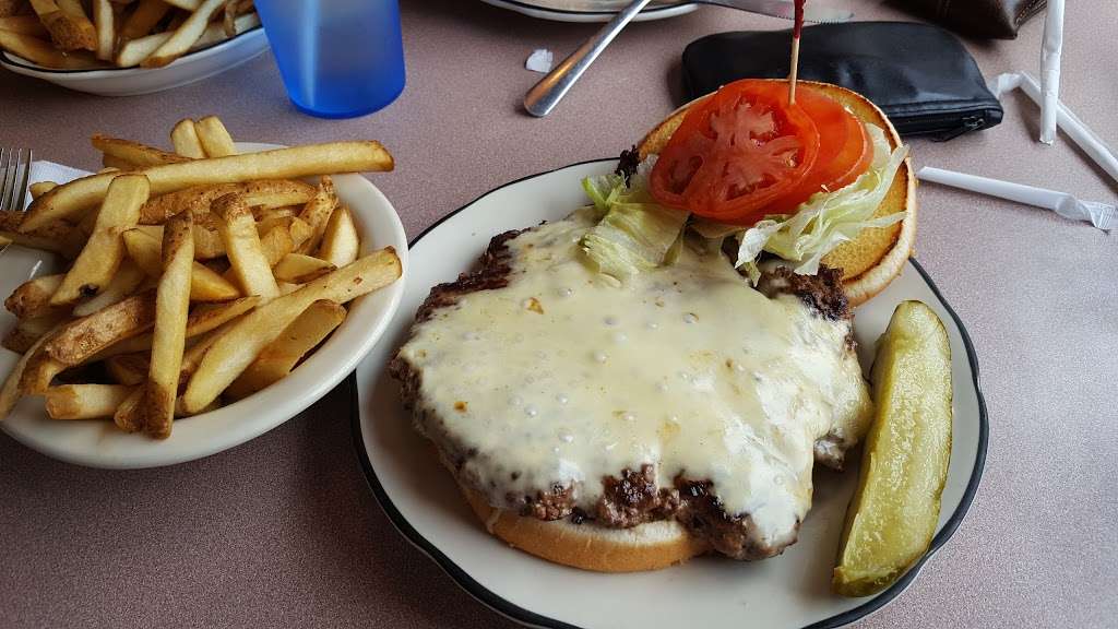 White Haven Family Diner | 302 Main St, White Haven, PA 18661, USA | Phone: (570) 443-8797