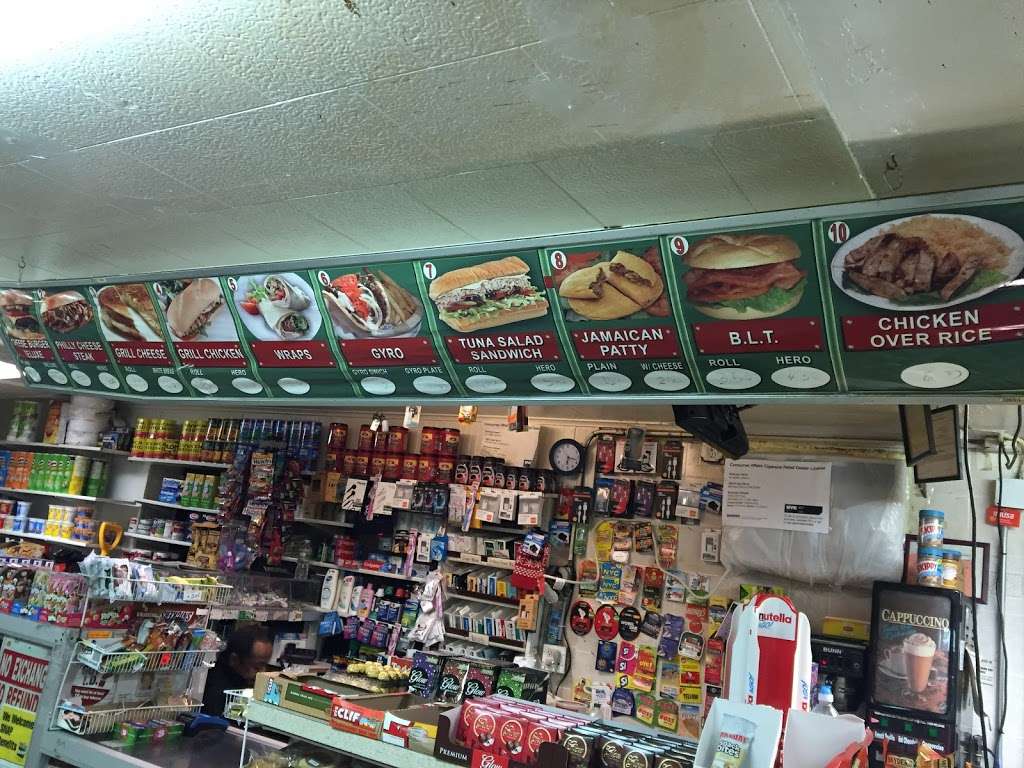 Bryant Square Deli N Grocery | Photo 3 of 7 | Address: 4720 31st Ave, Astoria, NY 11103, USA | Phone: (718) 932-1730