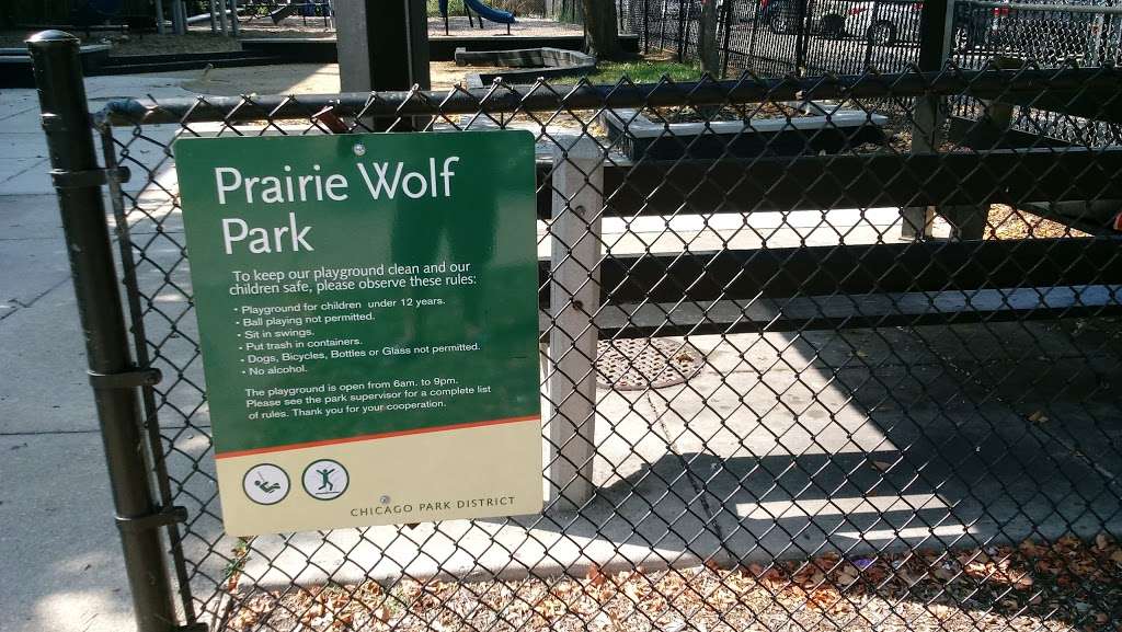 Prairie Wolf Park | 6310 S Drexel Ave, Chicago, IL 60637, USA | Phone: (312) 747-7661