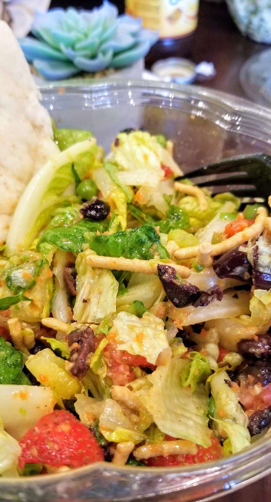 Red Leaf Salad Company | 413 Arena Hub Plaza, Wilkes-Barre Township, PA 18702, USA | Phone: (570) 235-6958