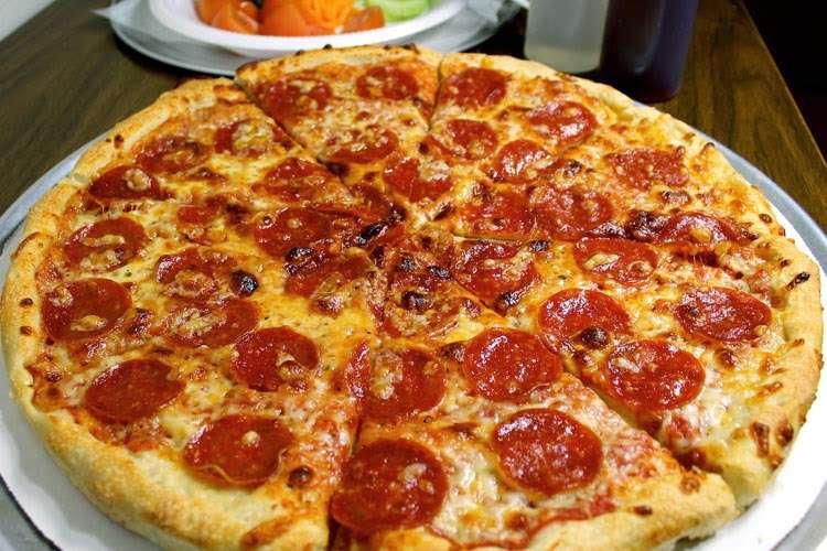 Captain Pizza | 227 Maple St, Middleton, MA 01949, USA | Phone: (978) 750-0400